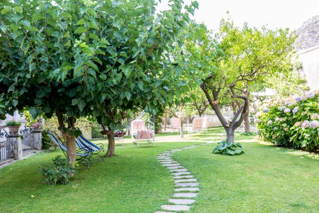 Palazzo Cacace Relais Hotel Meta Luaran gambar