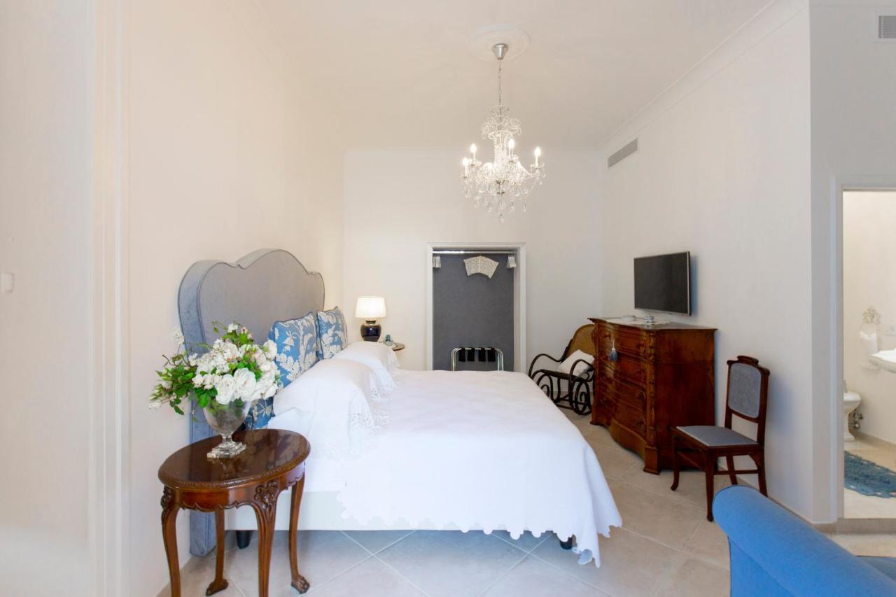 Palazzo Cacace Relais Hotel Meta Luaran gambar